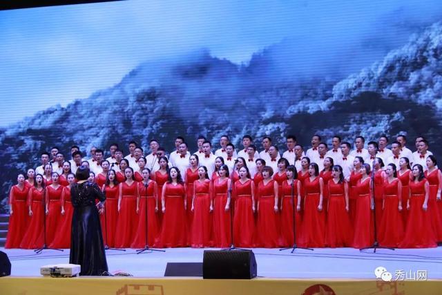 东方非遗丨 丰收时苗族人民以鼓作乐